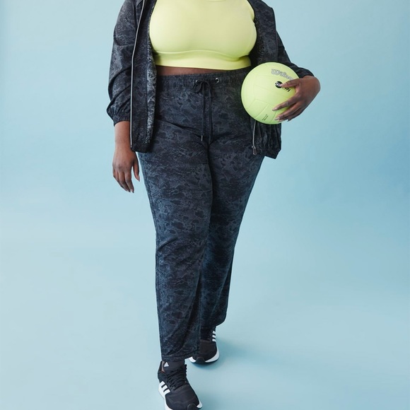 COPY - 6x Responsible, 4-Way Stretch Pull-On Jogger - Active Zone - Picture 3 of 6